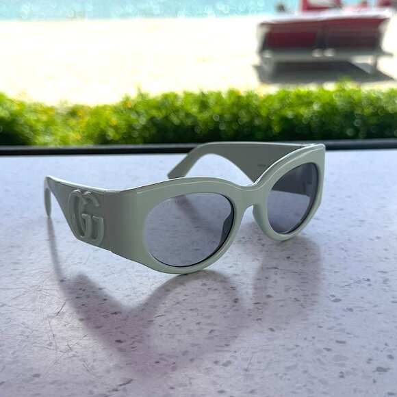 Gucci GG1544S 003 Green Grey Oval Sunglasses Women - Picture 4 of 13